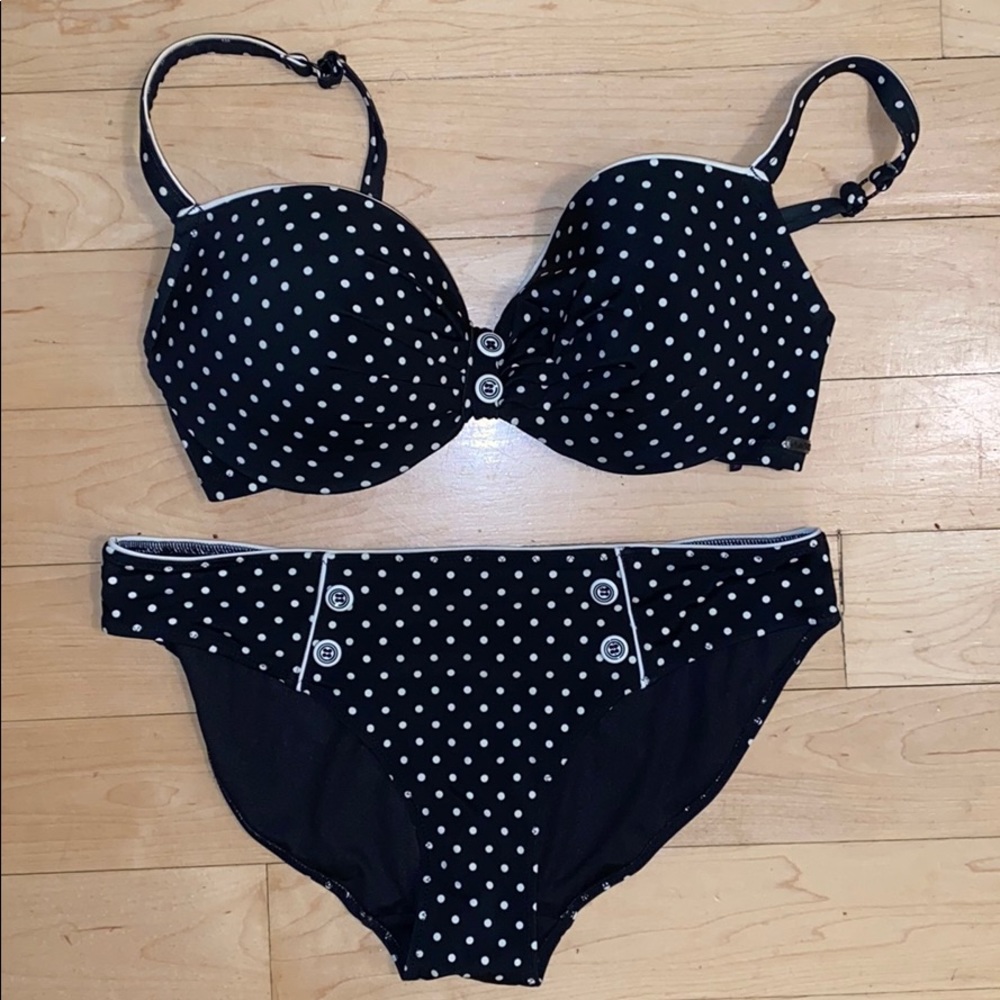 Polka dot lightly lined underwire bikini set